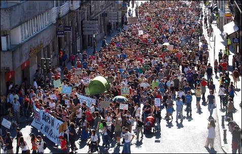 http://sindicatdestudiants.net/images/stories/19j%20ahora%20hacia%20la%20hg%205%20santiago.jpg